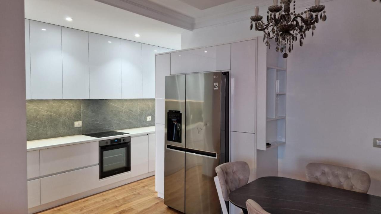 סרנדה Pirro Luxury Apartment מראה חיצוני תמונה